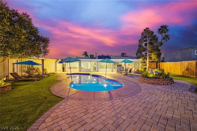 7733 Firethorn Lane, Las Vegas, NV 89123