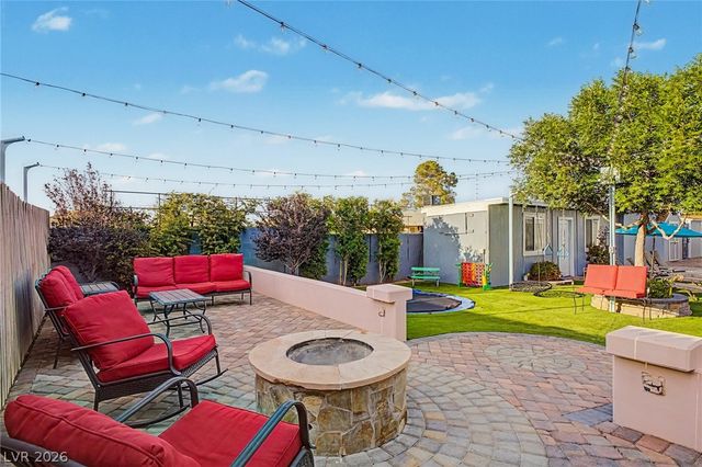 7733 Firethorn Lane, Las Vegas, NV 89123