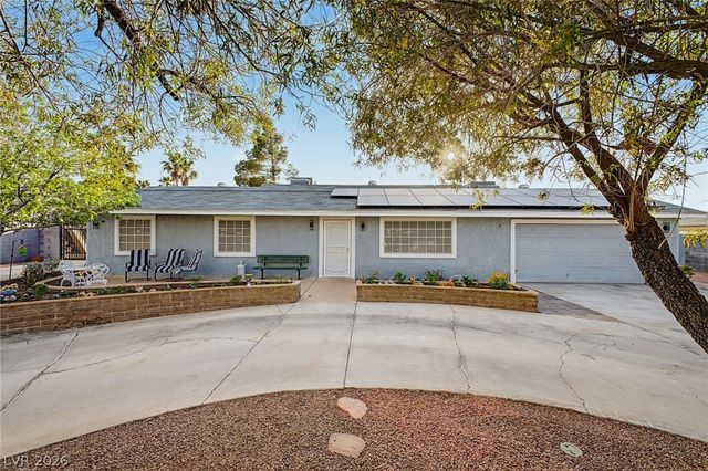 7733 Firethorn Lane, Las Vegas, NV 89123