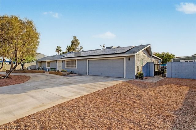 7733 Firethorn Lane, Las Vegas, NV 89123