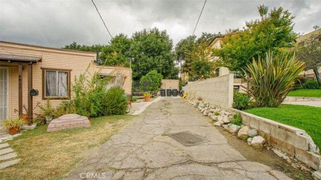 4033 Liberty Avenue, La Crescenta, CA 91214