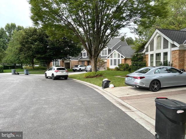 12 RIVER OAKS CIR, Baltimore, MD 21208