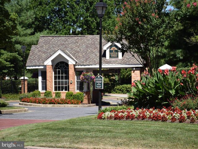 12 RIVER OAKS CIR, Baltimore, MD 21208