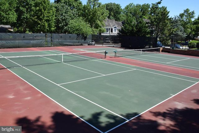 12 RIVER OAKS CIR, Baltimore, MD 21208