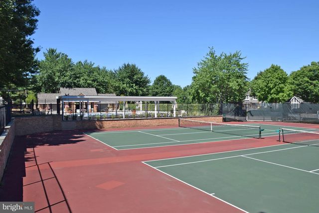 12 RIVER OAKS CIR, Baltimore, MD 21208