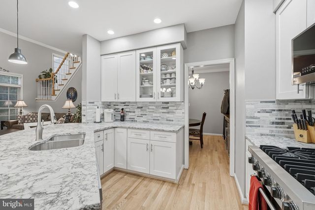 11411 HOLLOW TIMBER CT, Reston, VA 20194