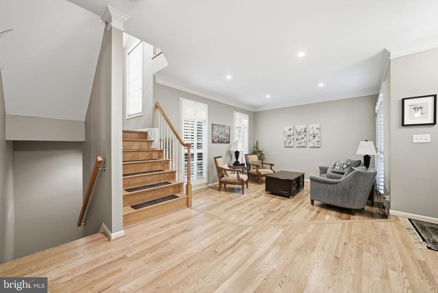 11411 HOLLOW TIMBER CT, Reston, VA 20194