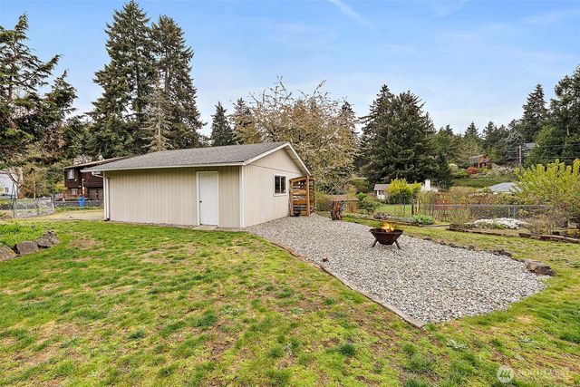 21520 36th Avenue Ct E, Spanaway, WA 98387