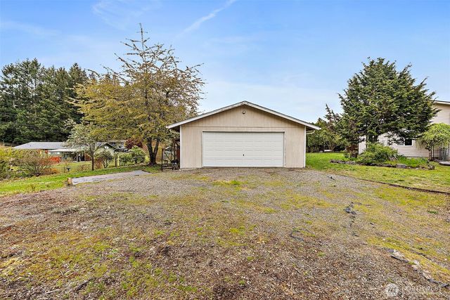 21520 36th Avenue Ct E, Spanaway, WA 98387