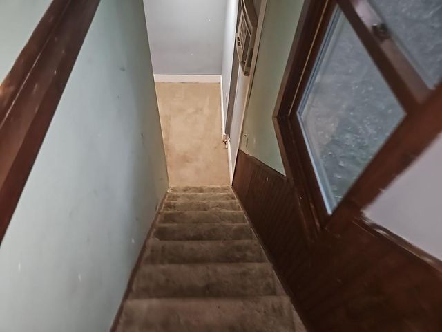 1069 Seminole Avenue, West Saint Paul, MN 55118