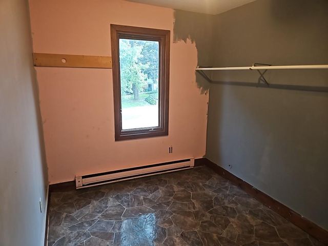 1069 Seminole Avenue, West Saint Paul, MN 55118