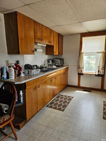 115 High Street, Geneva, IN 46740