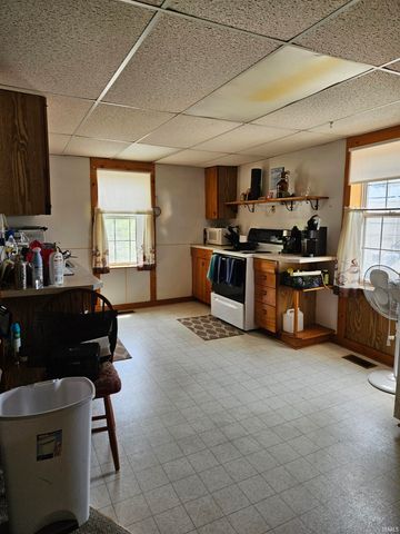 115 High Street, Geneva, IN 46740