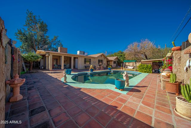 101 S MESQUITE Street, Wickenburg, AZ 85390