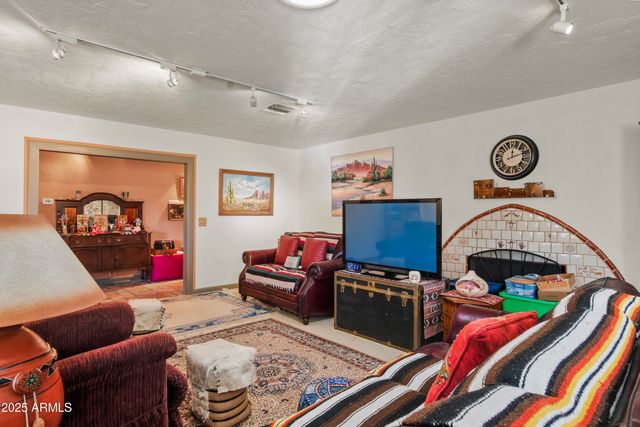 101 S MESQUITE Street, Wickenburg, AZ 85390