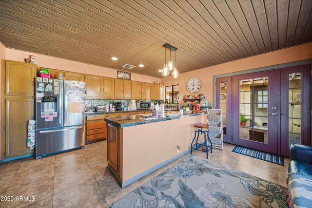 101 S MESQUITE Street, Wickenburg, AZ 85390
