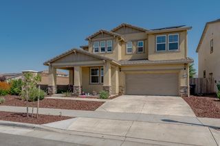2736 Patriot Dr, Lincoln, CA 95648