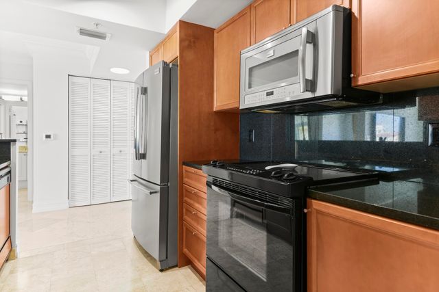 99 SE Mizner Boulevard 813, Boca Raton, FL 33432