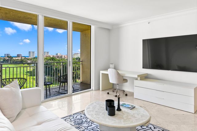 99 SE Mizner Boulevard 813, Boca Raton, FL 33432