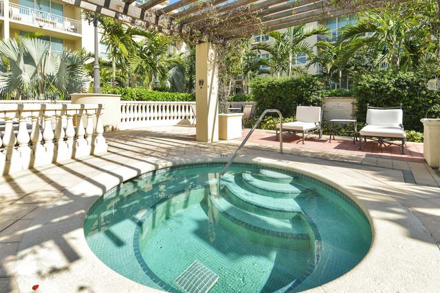 99 SE Mizner Boulevard 813, Boca Raton, FL 33432