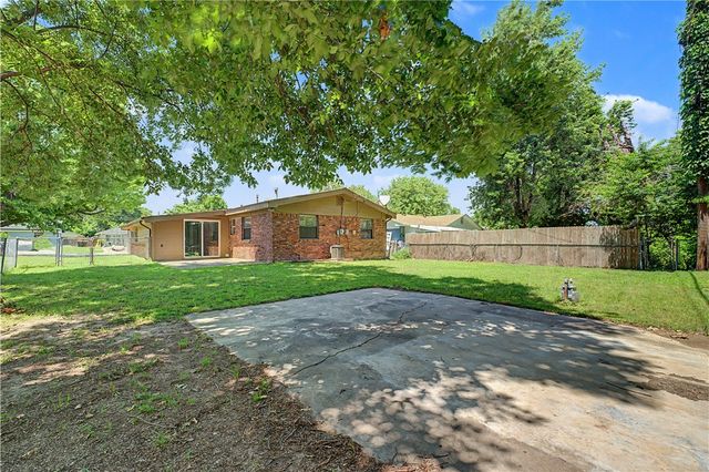 803 Gail Street, Springdale, AR 72762