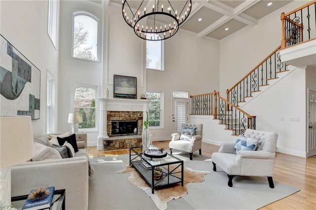 6336 Old Shadburn Ferry Road, Buford, GA 30518