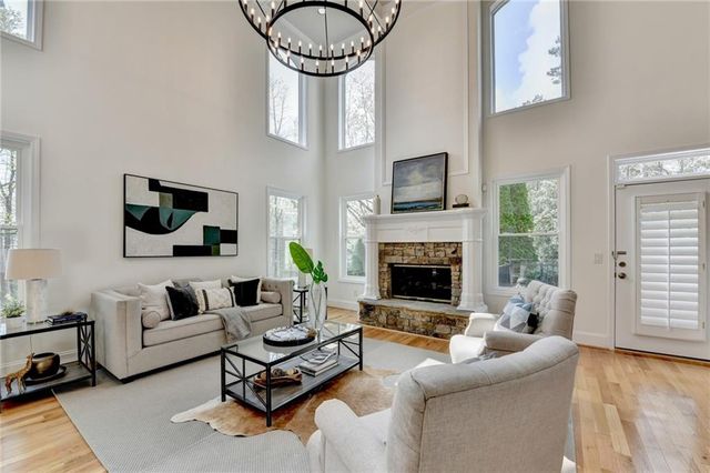 6336 Old Shadburn Ferry Road, Buford, GA 30518