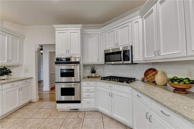 6336 Old Shadburn Ferry Road, Buford, GA 30518