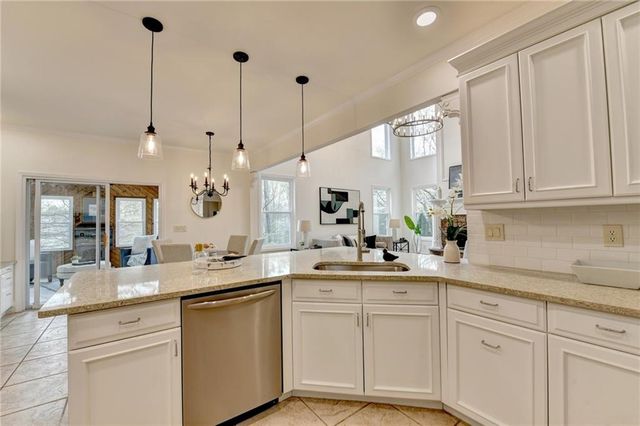6336 Old Shadburn Ferry Road, Buford, GA 30518