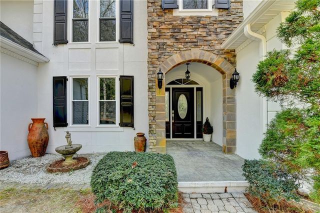 6336 Old Shadburn Ferry Road, Buford, GA 30518