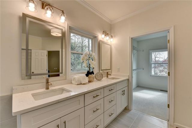 6336 Old Shadburn Ferry Road, Buford, GA 30518