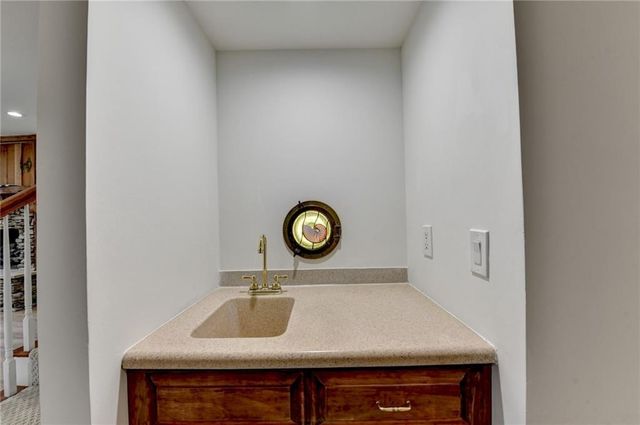 6336 Old Shadburn Ferry Road, Buford, GA 30518