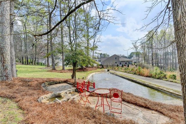 6336 Old Shadburn Ferry Road, Buford, GA 30518
