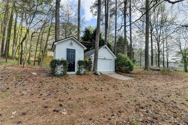 6336 Old Shadburn Ferry Road, Buford, GA 30518