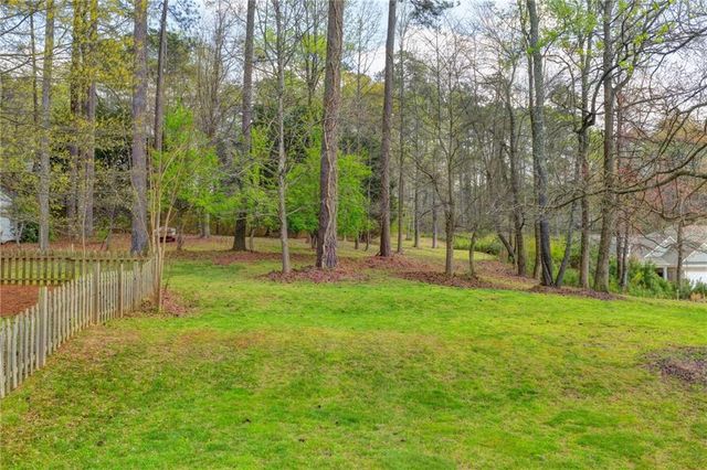 6336 Old Shadburn Ferry Road, Buford, GA 30518