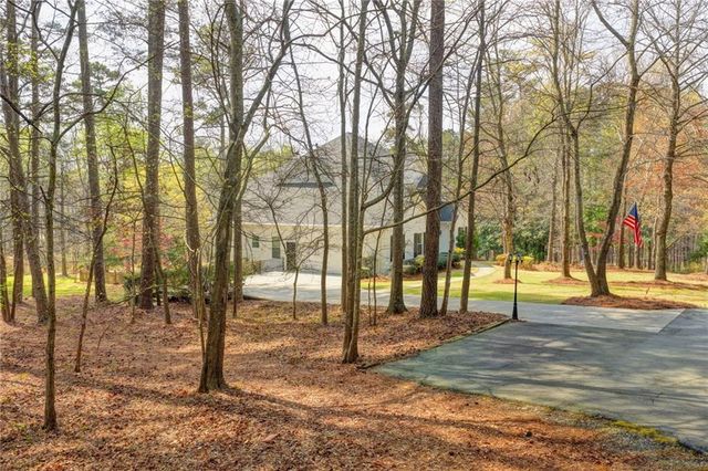 6336 Old Shadburn Ferry Road, Buford, GA 30518