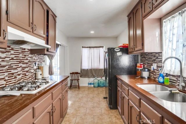 1627 Broad Avenue, Wilmington, CA 90744