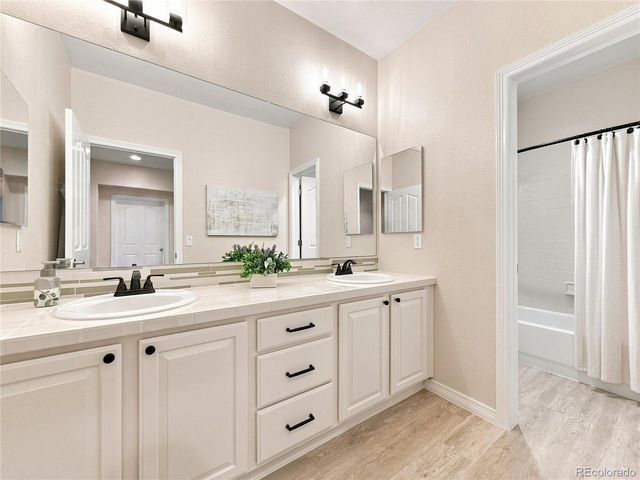 2794 Pemberly Ave, Littleton, CO 80126