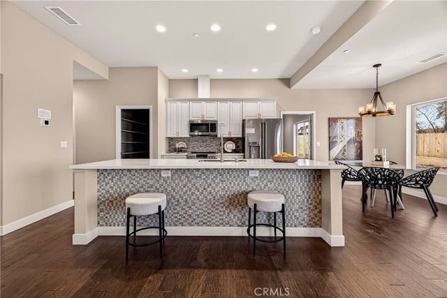 5700 Woodglen Drive, Paradise, CA 95969