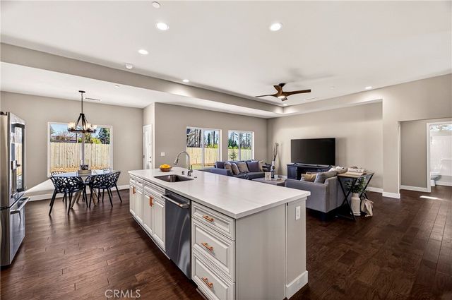 5700 Woodglen Drive, Paradise, CA 95969