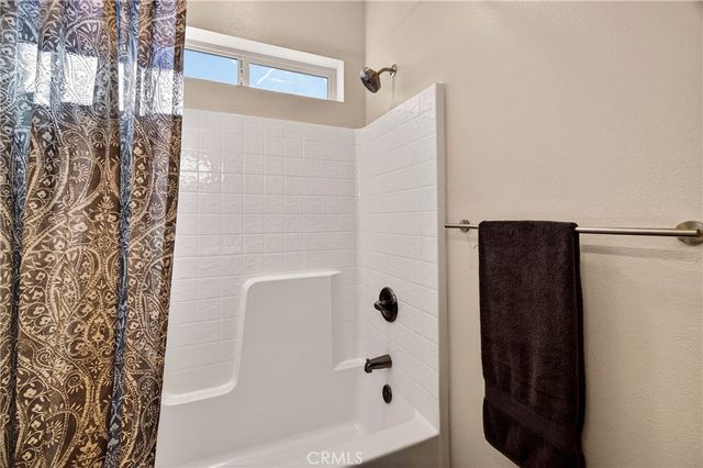 5700 Woodglen Drive, Paradise, CA 95969