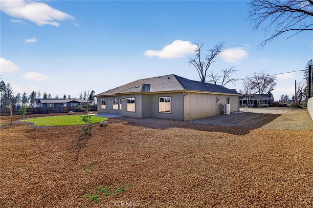 5700 Woodglen Drive, Paradise, CA 95969