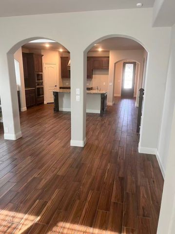 633 ridgewater Trail, Fort Worth, TX 76131