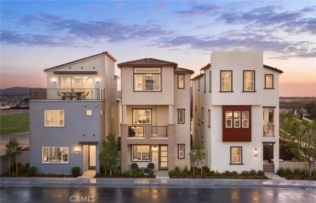 175 Moody, Irvine, CA 92618