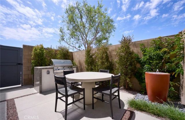 175 Moody, Irvine, CA 92618