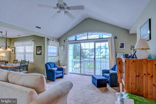 202 STRAWBERRY CT, Warwick, PA 18974