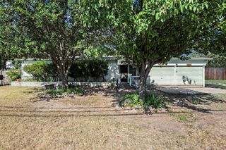 3601 Shawnee Trail, Lake Worth, TX 76135