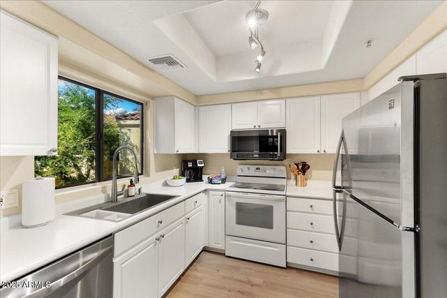 7575 E INDIAN BEND Road 2141, Scottsdale, AZ 85250