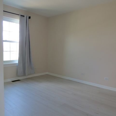 2530 Warm Springs Lane, Naperville, IL 60564