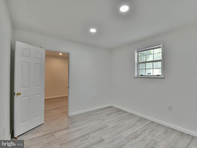 8600 SUMTER LN, Clinton, MD 20735